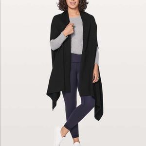 Lululemon Live Freely wrap sweater with pockets